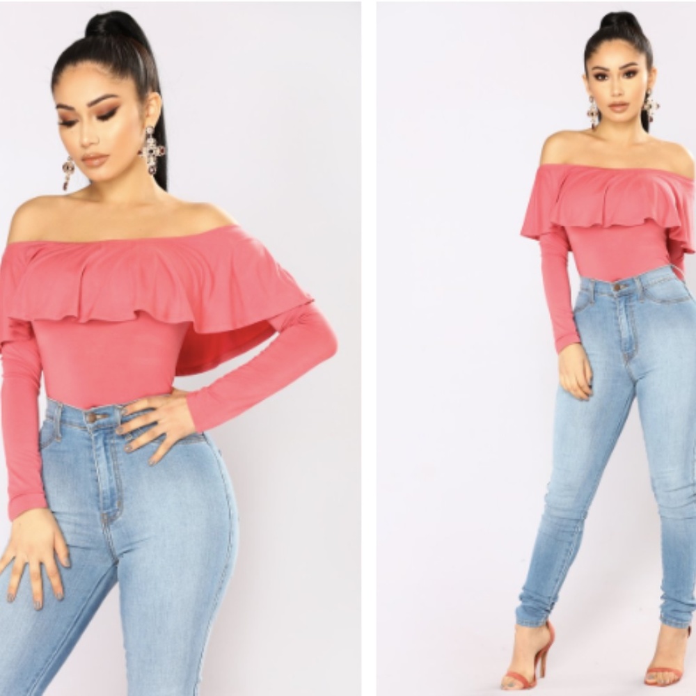 FASHIONNOVA - Electric Love Off Shoulder Top | USM